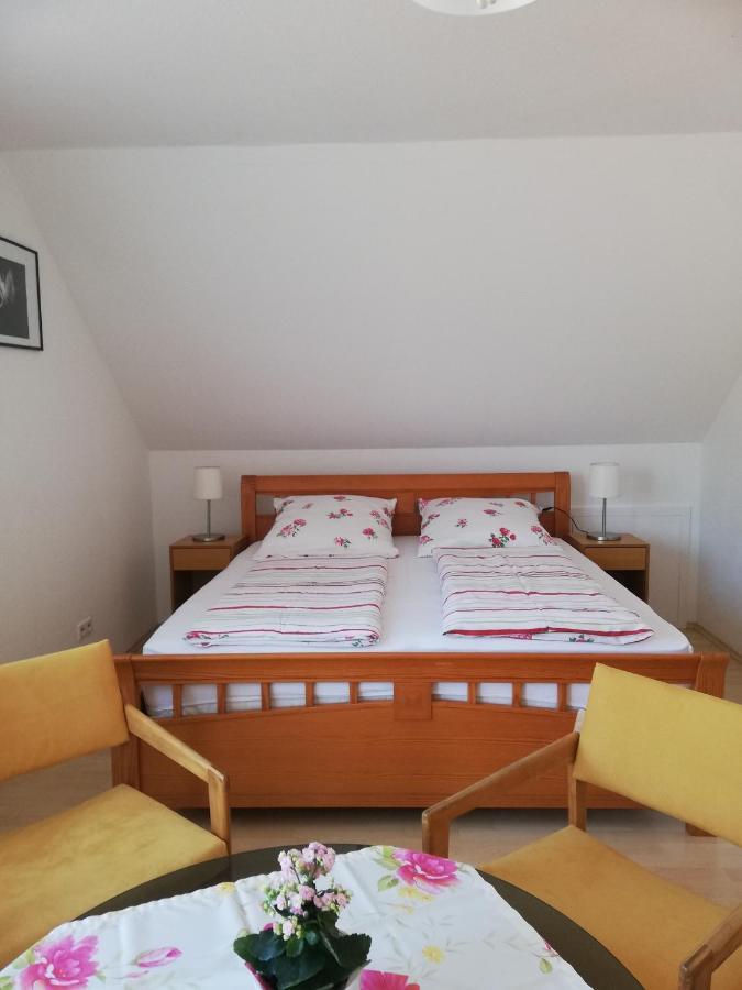 Ferienwohnung Am Bodensee Mit 3 Schlafzimmer Ueber 2 Etage Mit Kleine Balkon Bis 7 Personen 于伯林根 外观 照片