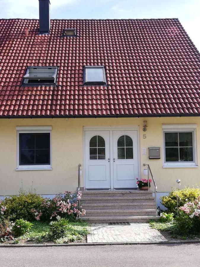 Ferienwohnung Am Bodensee Mit 3 Schlafzimmer Ueber 2 Etage Mit Kleine Balkon Bis 7 Personen 于伯林根 外观 照片