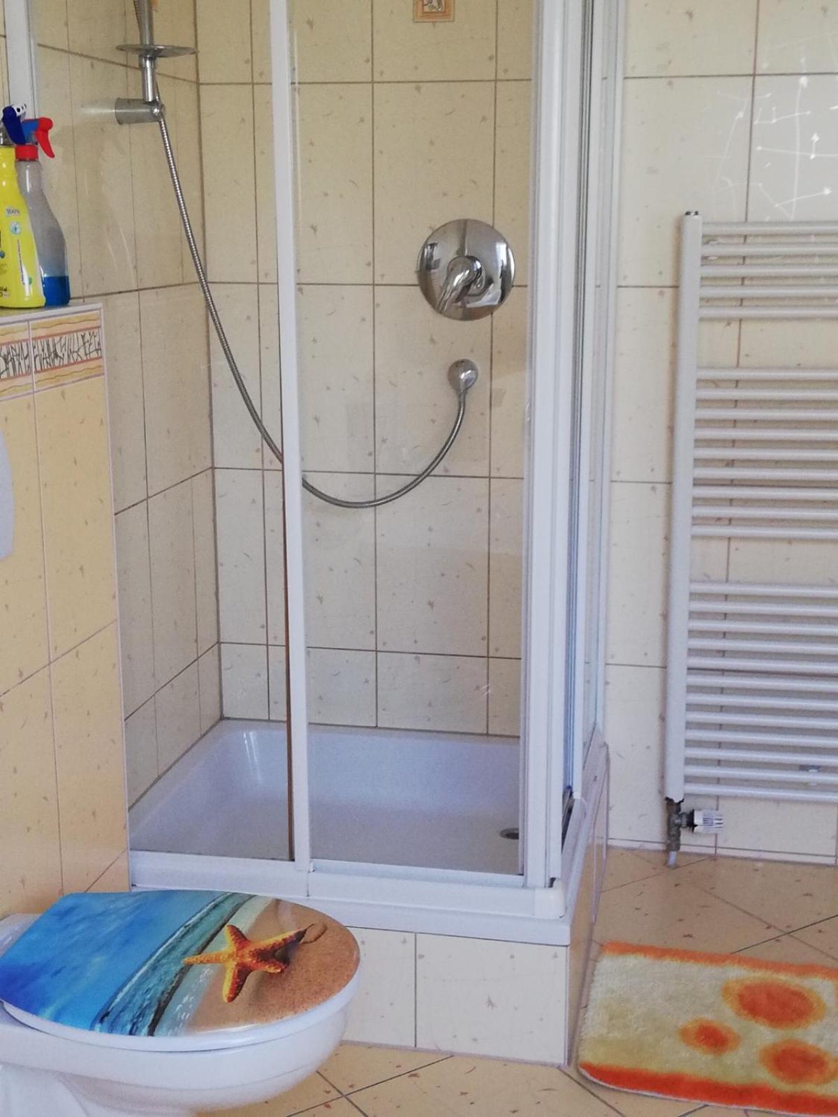 Ferienwohnung Am Bodensee Mit 3 Schlafzimmer Ueber 2 Etage Mit Kleine Balkon Bis 7 Personen 于伯林根 外观 照片
