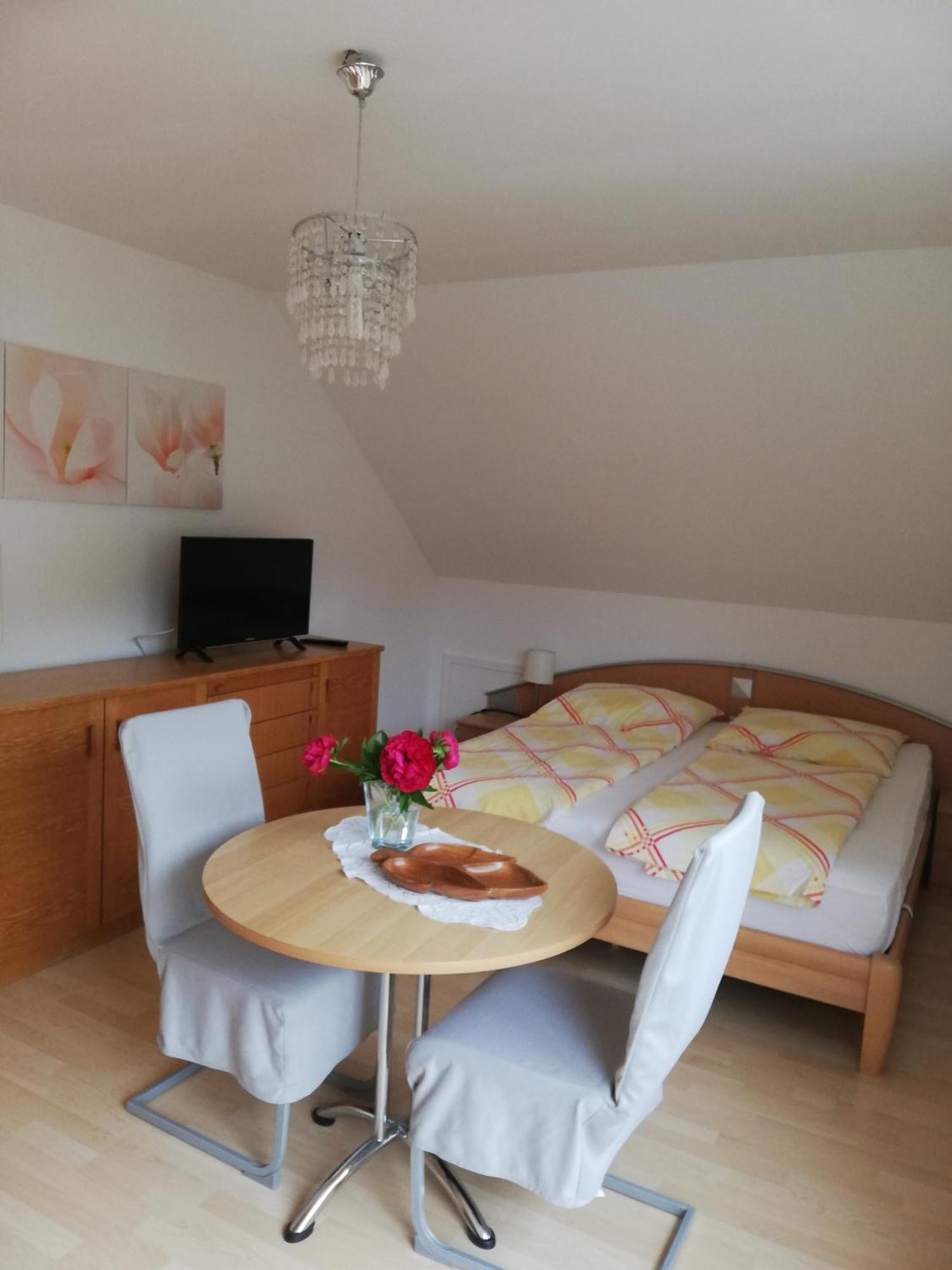 Ferienwohnung Am Bodensee Mit 3 Schlafzimmer Ueber 2 Etage Mit Kleine Balkon Bis 7 Personen 于伯林根 外观 照片