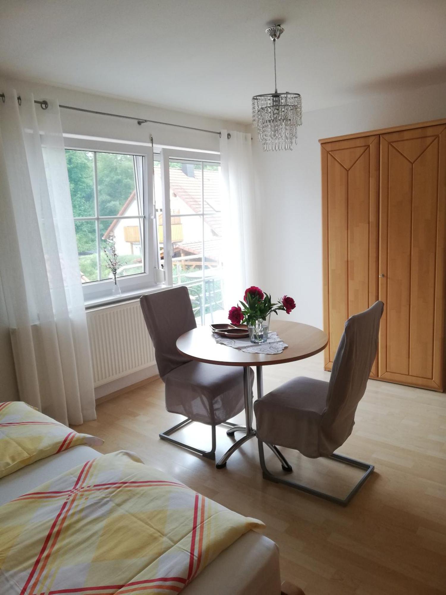 Ferienwohnung Am Bodensee Mit 3 Schlafzimmer Ueber 2 Etage Mit Kleine Balkon Bis 7 Personen 于伯林根 外观 照片